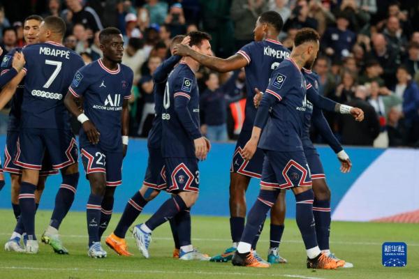 执教曼联满一年的教练单一任期排行：弗格森居首，阿莫林列第二十位（曼联执教满一年主帅单任期排名：弗格森居首，阿莫林第20）